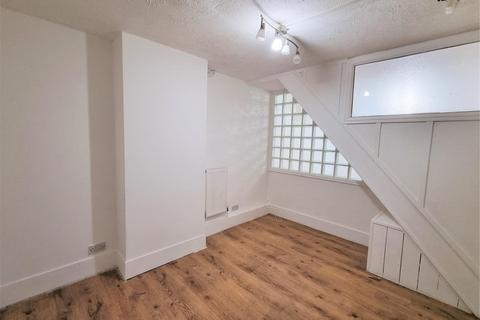 2 bedroom maisonette for sale, Milton Road, Croydon