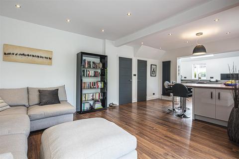35 Chorley Drive, Sheffield, S10 3RQ