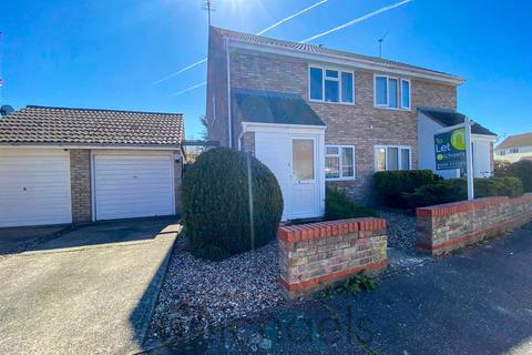 3 bedroom semi-detached house to rent, Richard Avenue, Wivenhoe, Colchester
