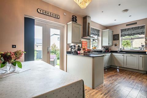 9 Hallamgate Road, Sheffield, S10 5AA