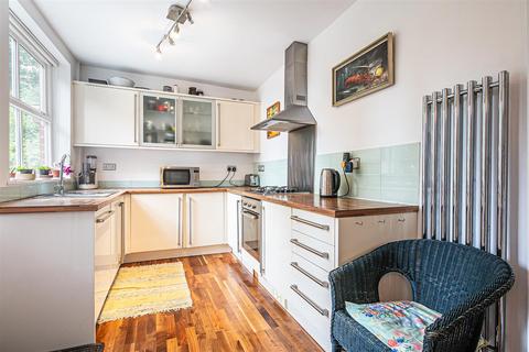163 Springvale Road, Sheffield, S6 3NT