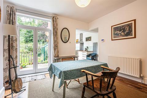163 Springvale Road, Sheffield, S6 3NT