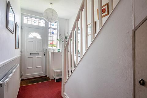 84 Brooklands Crescent, Sheffield, S10 4GG