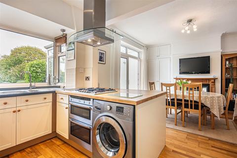 120 Westwick Road, Sheffield, S8 7BX