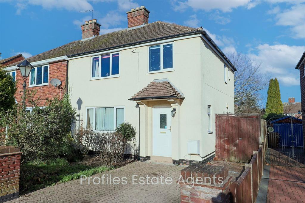 Featherston Drive, Burbage, Hinckley 3 bed semidetached house for sale £269,950