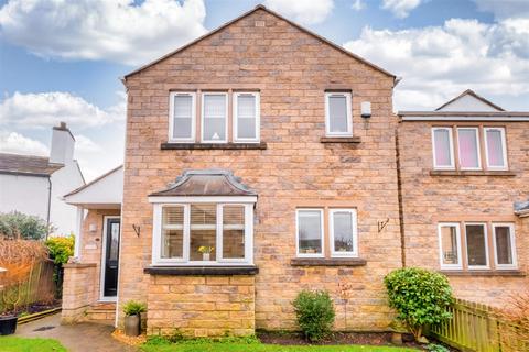 3 bedroom detached house for sale, Hardy Place, Hove Edge, Brighouse