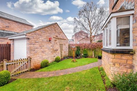 3 bedroom detached house for sale, Hardy Place, Hove Edge, Brighouse