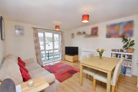 2 bedroom flat for sale, Susans Road, Eastbourne