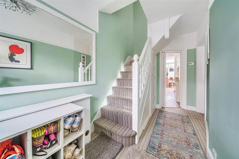 157 Wolsey Drive, Kingston Upon Thames, KT2 5DR