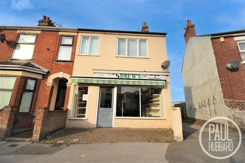 Retail property (high street) to rent, Winnipeg Road, Lowestoft, Suffolk