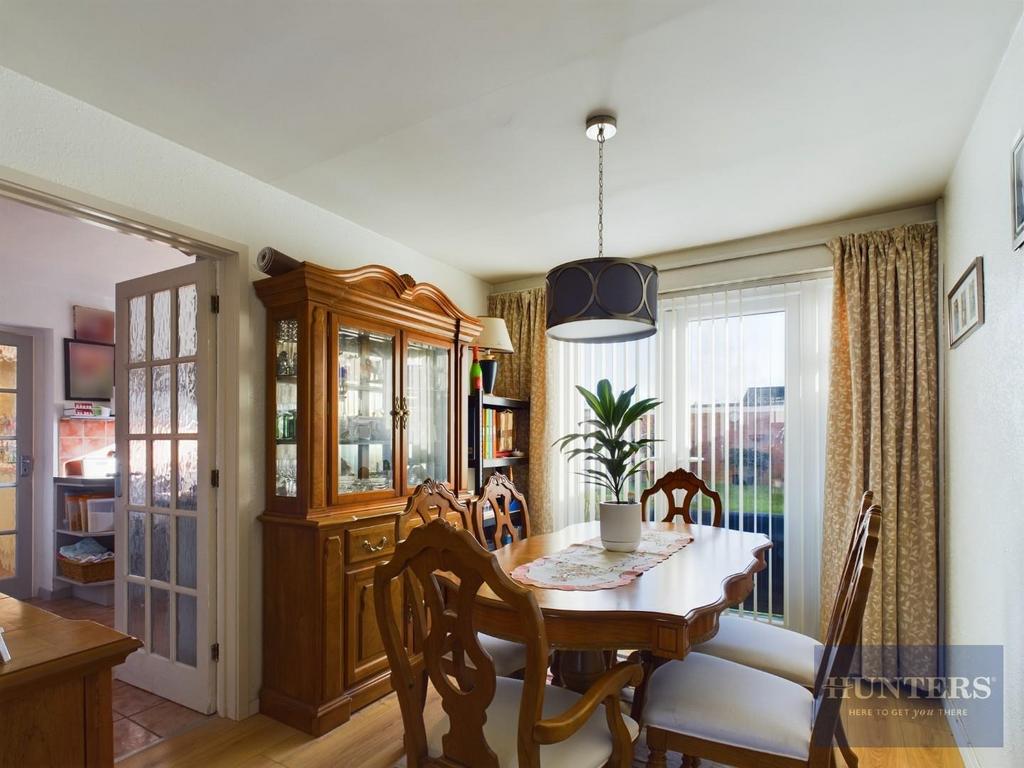 Dining Room.jpg