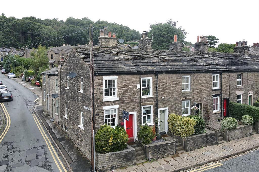 Shrigley Road, Bollington, Macclesfield,Cheshire, SK10 5QU 2 bed end of