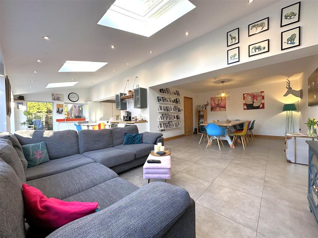 Rufford House, High Street, Brant Broughton, Lincoln 5 bed detached