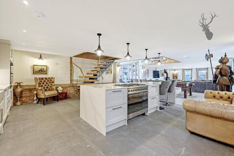 5 bedroom barn conversion for sale, Abridge Road, Abridge, Romford