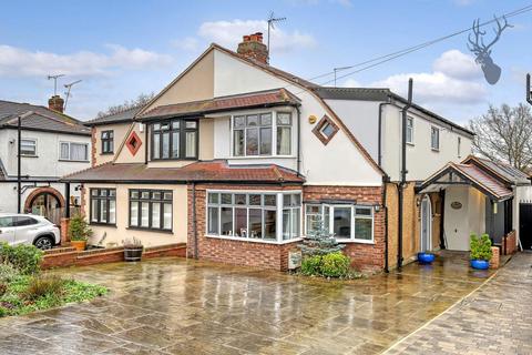4 bedroom semi-detached house for sale, Forest Drive, Theydon Bois