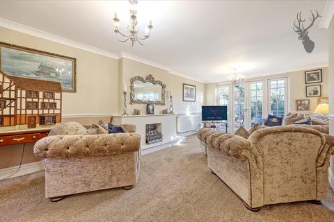 3 bedroom semi-detached house for sale, Coopers Close, Chigwell