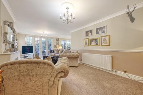 3 bedroom semi-detached house for sale, Coopers Close, Chigwell