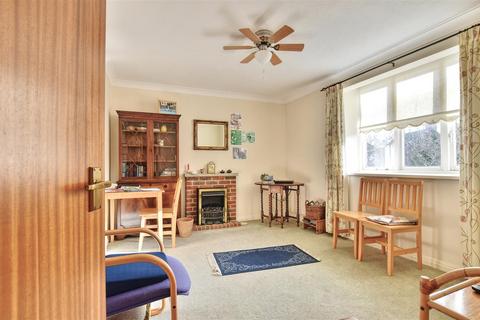 3 bedroom apartment for sale, Church Street, Bexhill-On-Sea