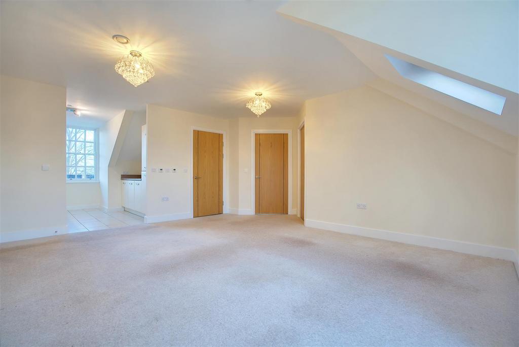 8582882-interior16.jpg