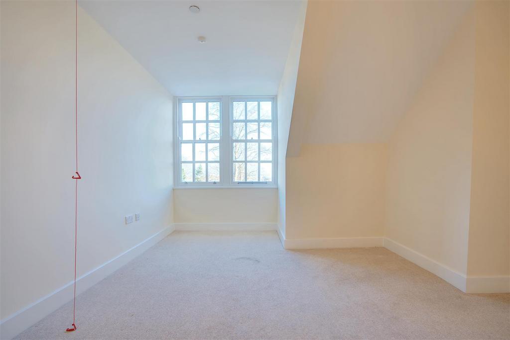 8582882-interior21.jpg