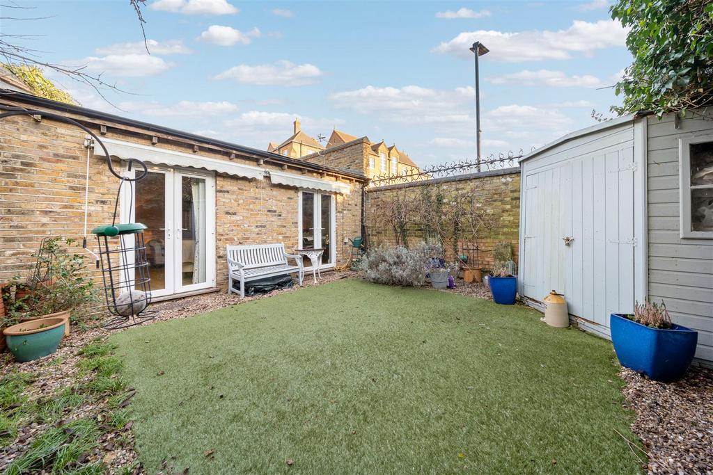 Devonshire Passage, W4 - FOR SALE