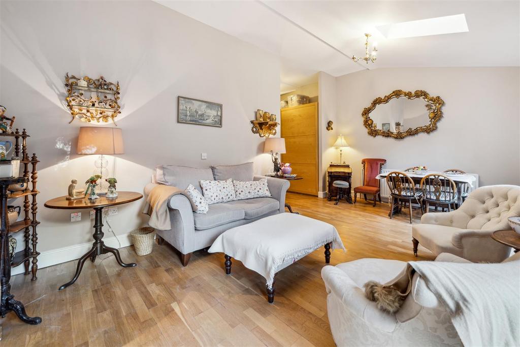 Devonshire Passage, W4 - FOR SALE