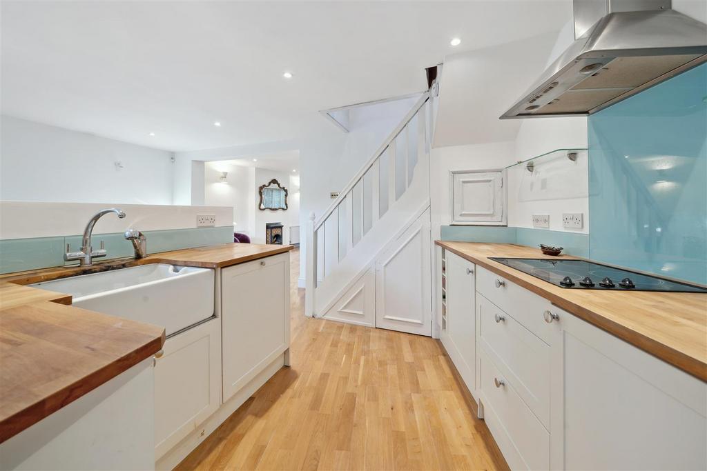 Devonshire Passage, W4   FOR SALE