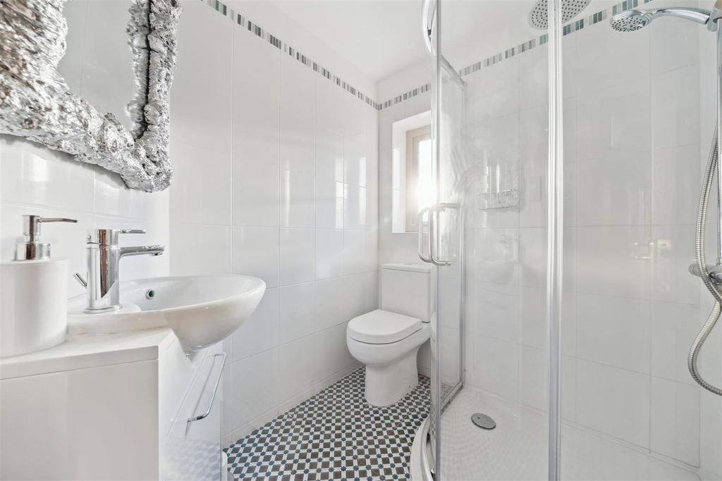 Devonshire Passage, W4 - FOR SALE