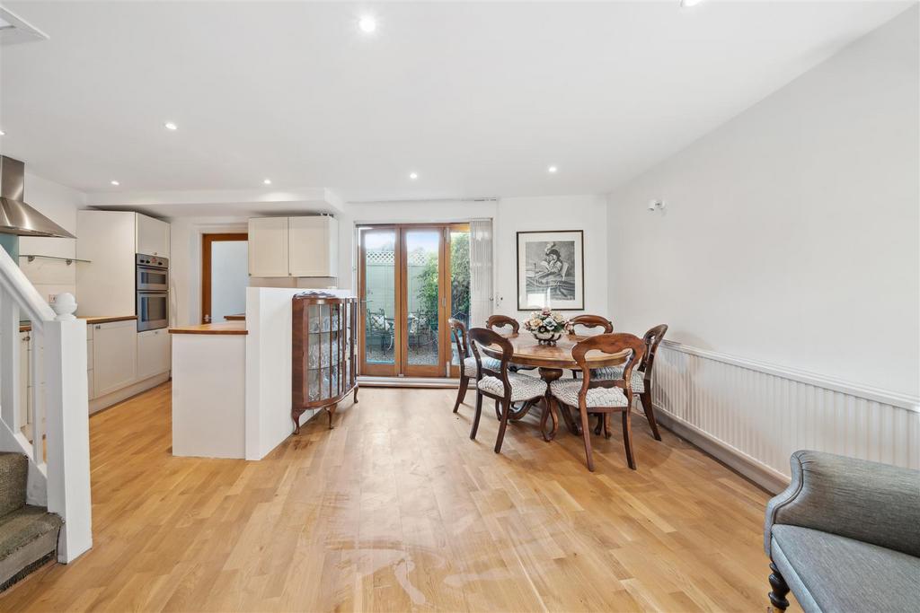 Devonshire Passage, W4 - FOR SALE