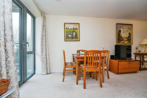 2 bedroom apartment for sale, Jenner Court, St. Georges Road, Cheltenham, GL50 3ER