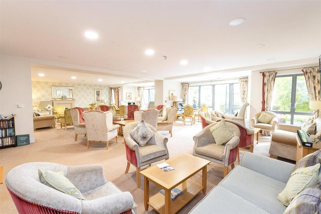Homeowners Lounge