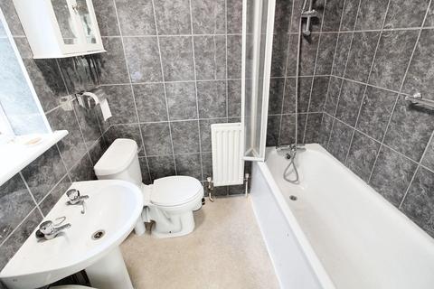 174 Eversley Avenue, Bexleyheath, DA7 6SW
