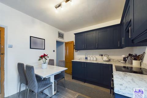 20 Dongola Road, Rochester, ME2 3AX