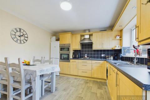 2 bedroom semi-detached bungalow for sale - Old Forge Way, Beeford, Driffield