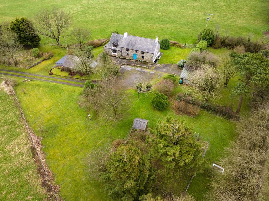 Llanarth, Ceredigion, SA47 4 bed property with land for sale £545,000