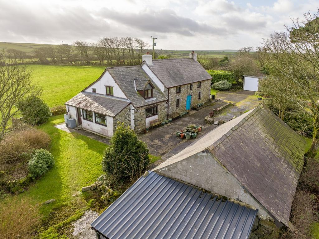 Llanarth, Ceredigion, SA47 4 bed property with land for sale £545,000