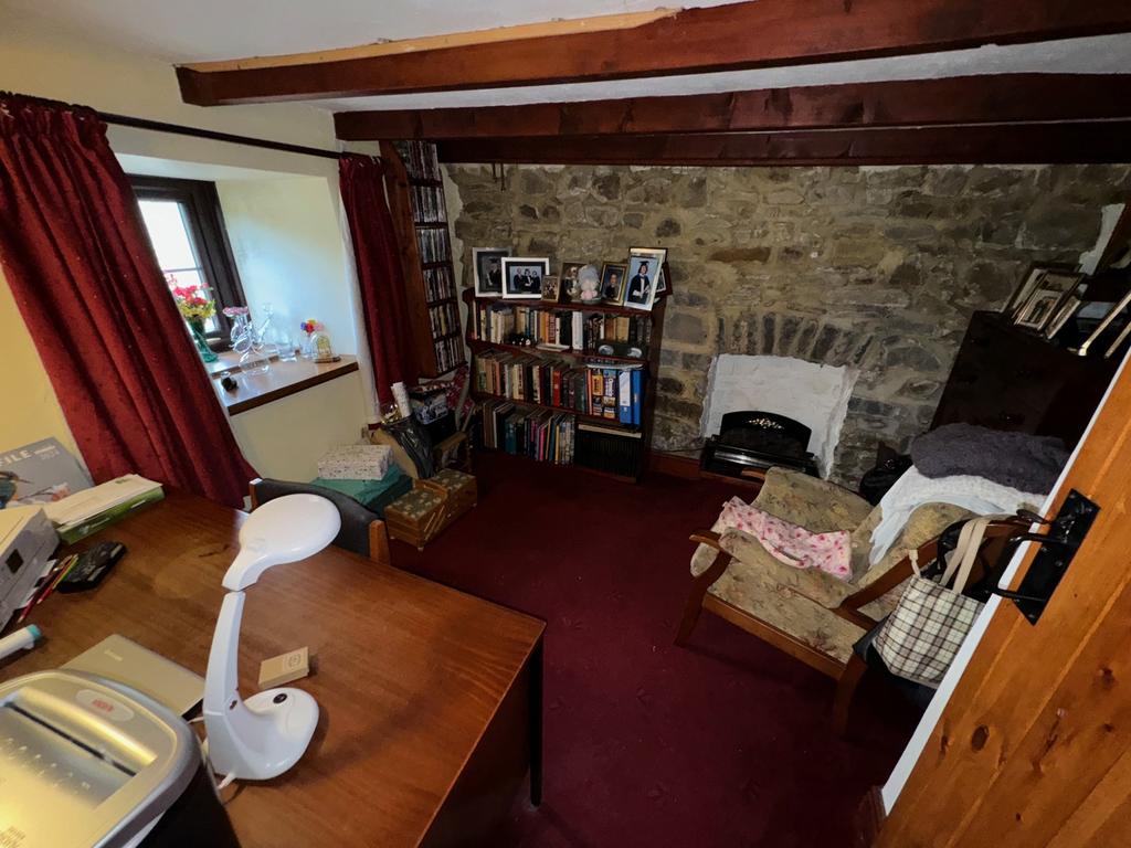 Study/Sitting Room/Potential Bedroom
