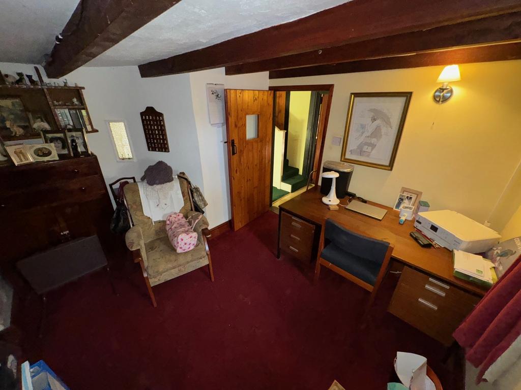 Study/Sitting Room/Potential Bedroom