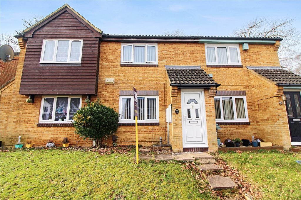 Nicklaus Drive, Walderslade, Kent, ME5 2 bed terraced house for sale
