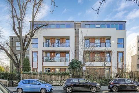 7, New Gothic Lodge, 1 Old Devonshire Road, London, SW12 9RE