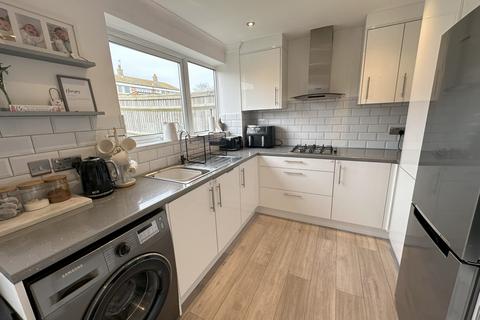 11 Biddenden Close, Eastbourne, BN23 7HX
