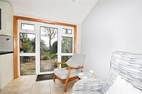 3 bedroom semi-detached house for sale, Oxford Street, Cowes