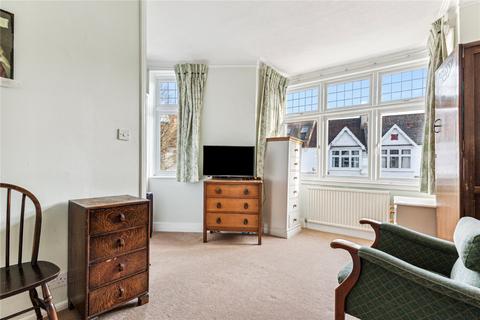 17 Treen Avenue, London, SW13 0JR