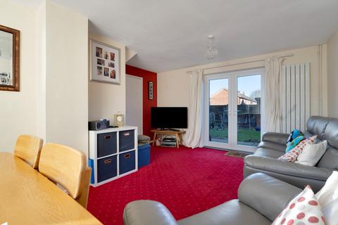 2 bedroom terraced house for sale - Lawrence Road, Wittering, Stamford, PE8