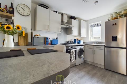 5 Albertross Drive, Humberston, Grimsby, DN36 4ZN