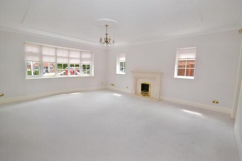 17 Buck Beck Way, Cleethorpes, DN35 0RJ