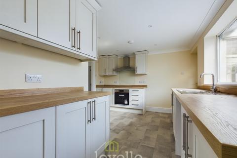 17 Caenby Road, Cleethorpes, DN35 0JT