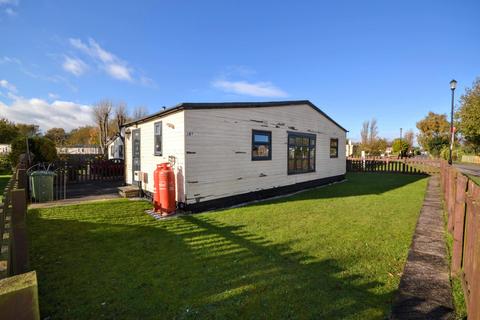 2 bedroom chalet for sale, Humberston Fitties, Humberston DN36