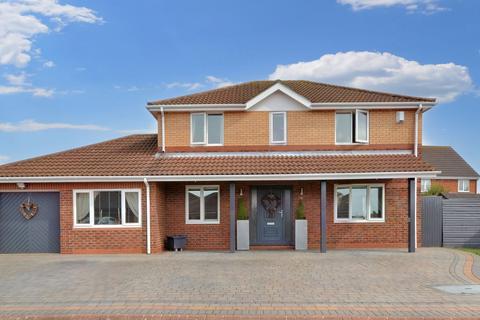 3 bedroom detached house for sale, Rochester Court, Cleethorpes DN35