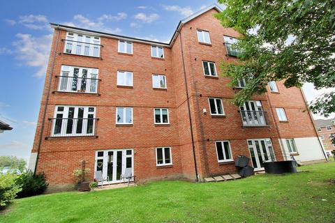 2 bedroom apartment for sale, Centrifuge Way,  Farnborough, GU14